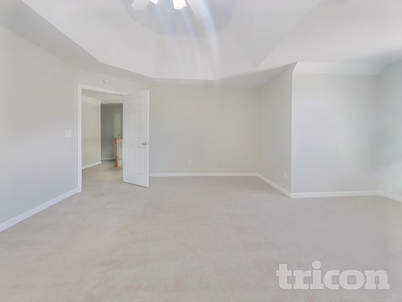 5th image of 5024 Kendall Sta NW
