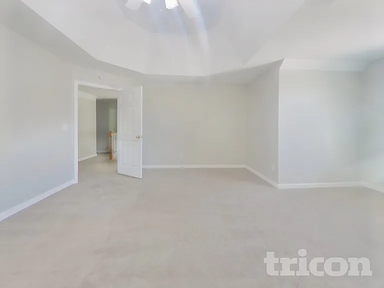 5024 Kendall Sta NW — Photo 5