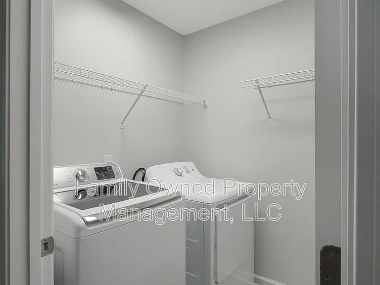8968 Cat Tail Pond Rd — Photo 20