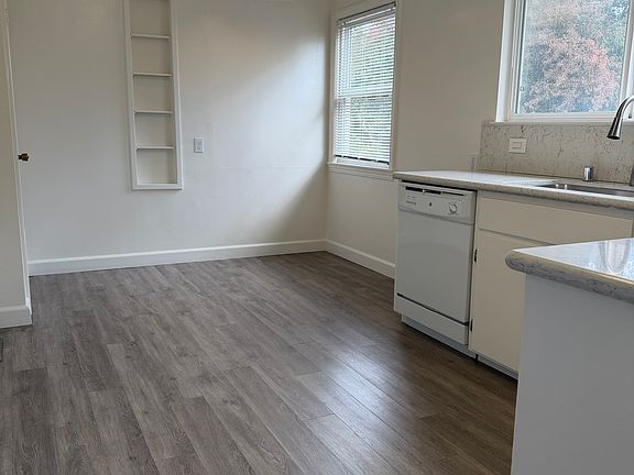 Kitchen Breakfast Nook