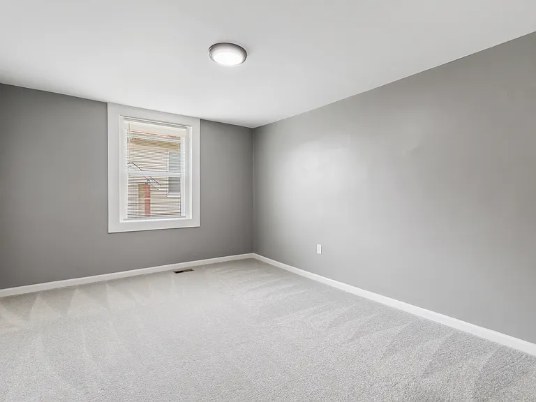 3018 Taylor Ave — Photo 6