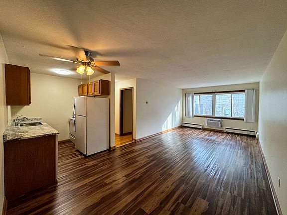 5th image of 425 University Ave SE APT 208