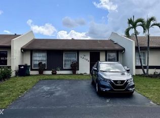 12104 SW 110th Street Cir S, Miami, FL 33186