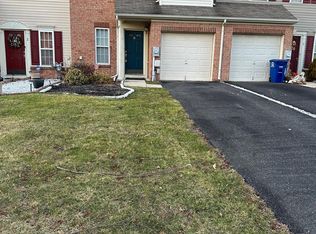 5 Caramel Dr, Lumberton, NJ 08048