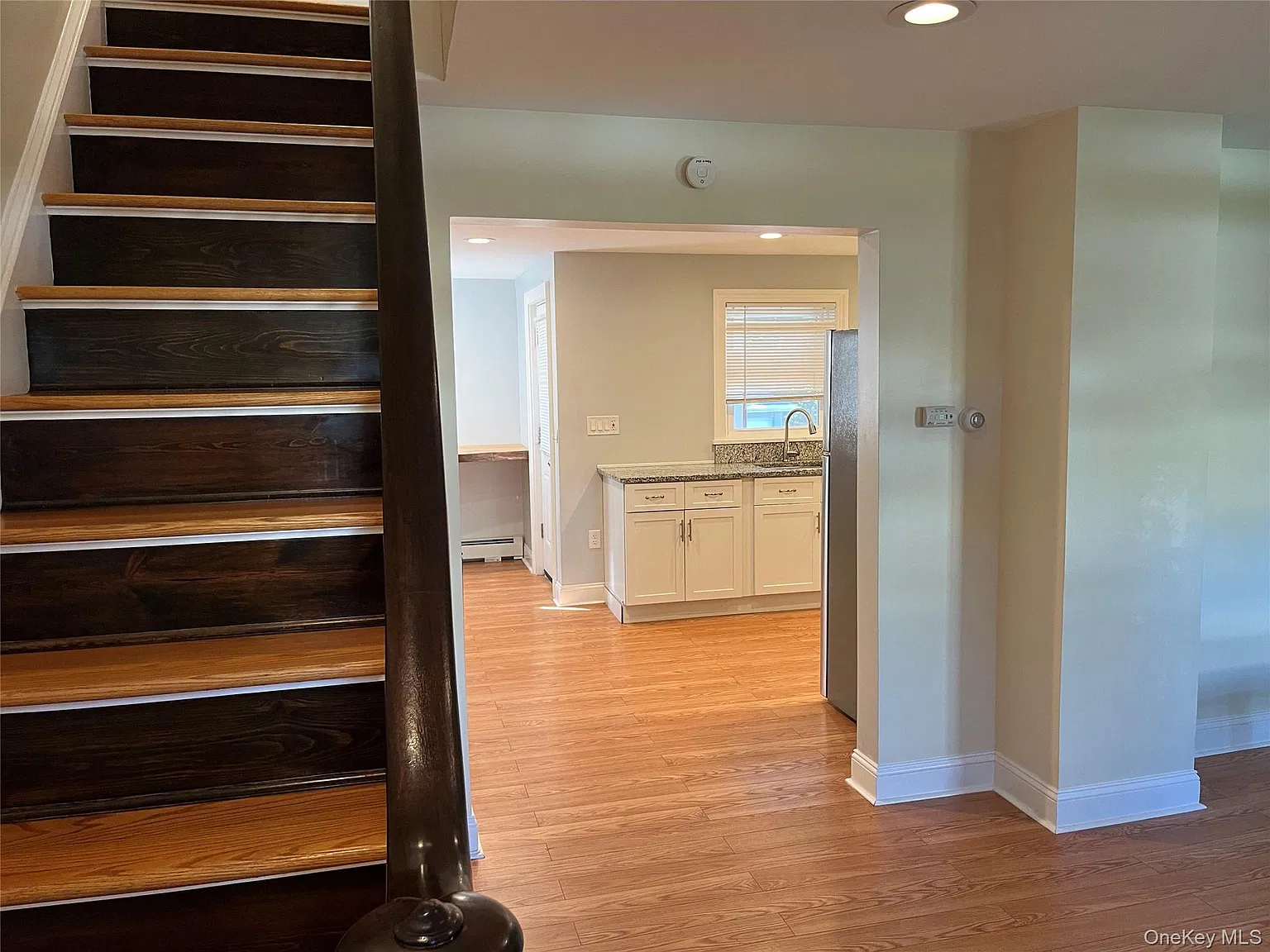 518 Smith St — Photo 3