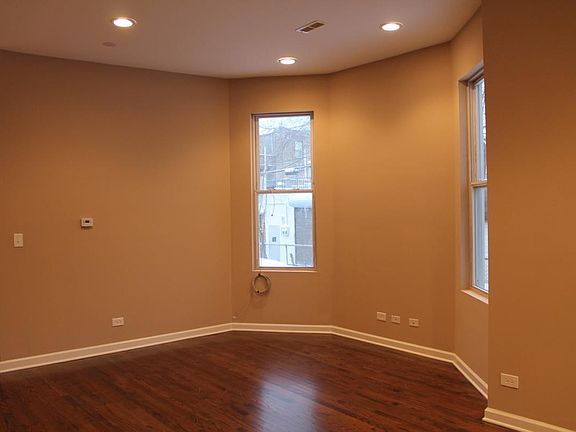 Bay windows in Living space
