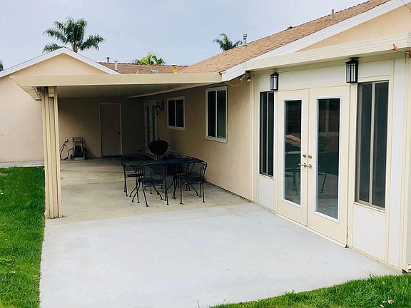 Exterior view patio area