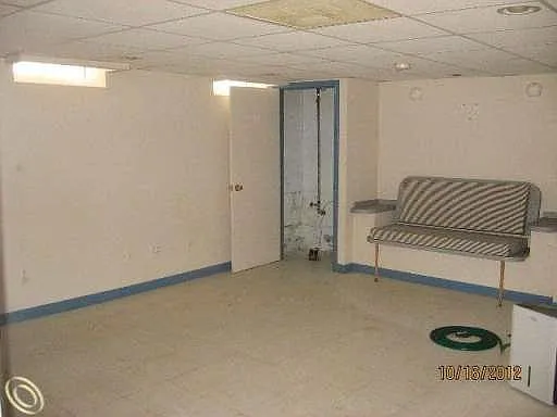 429 E Jarvis Ave — Photo 5