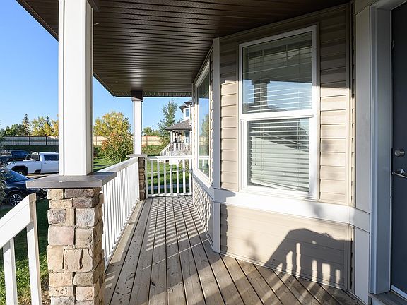 2nd image of 441 Songhurst Pl