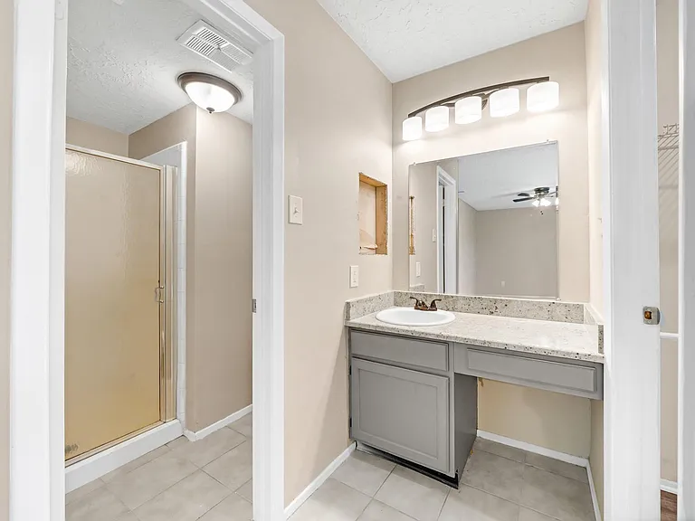 710 Old Colony Dr — Photo 14