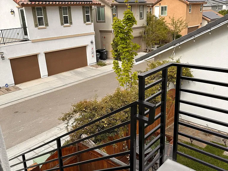 267 E Bella Serata Ave — Photo 10