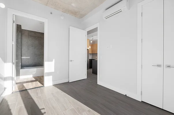 Rented by REAL New York | media 37