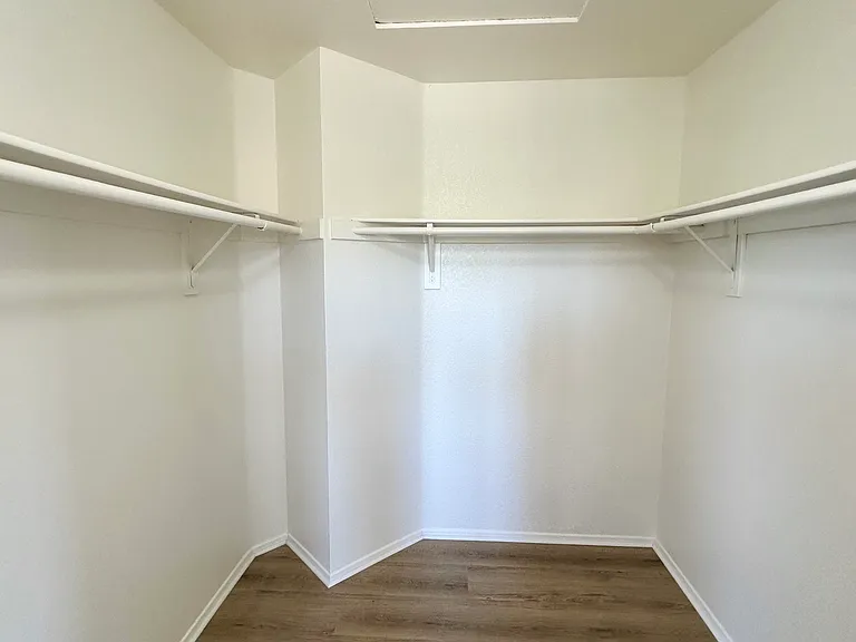 5056 Trojan Ct — Photo 11