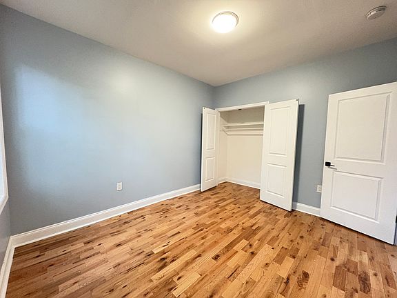 4th image of 61 Linden Ave APT 1