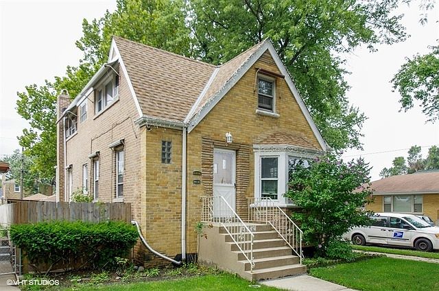 1st image of 2856 N Nordica Ave