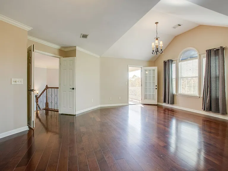 417 Gambrel Ct — Photo 10