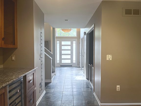 3rd image of 21830 Heatherbrae Way S