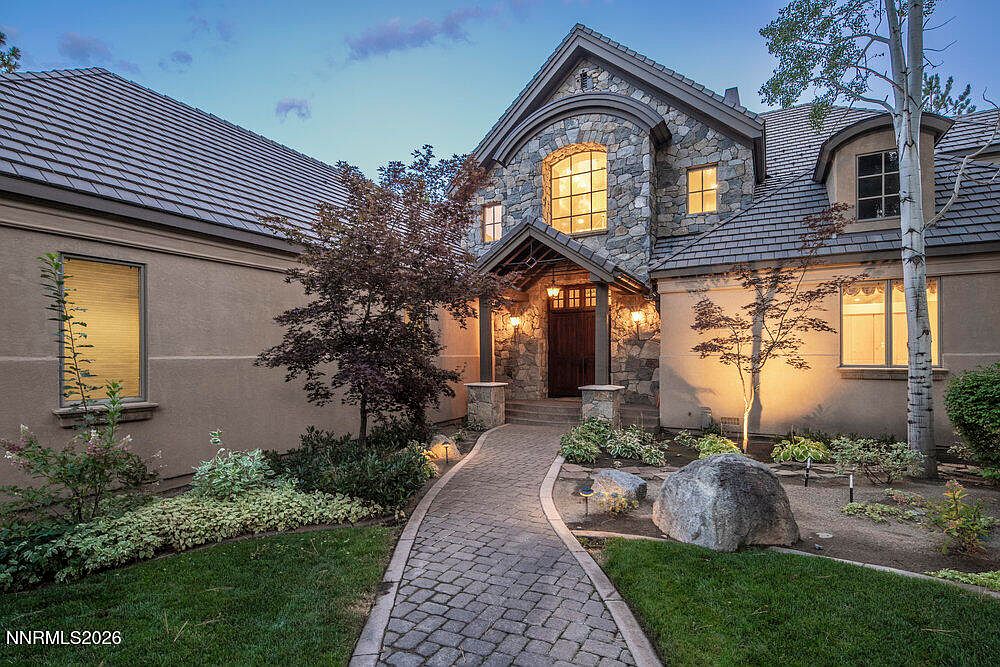 6065 Lake Geneva Dr