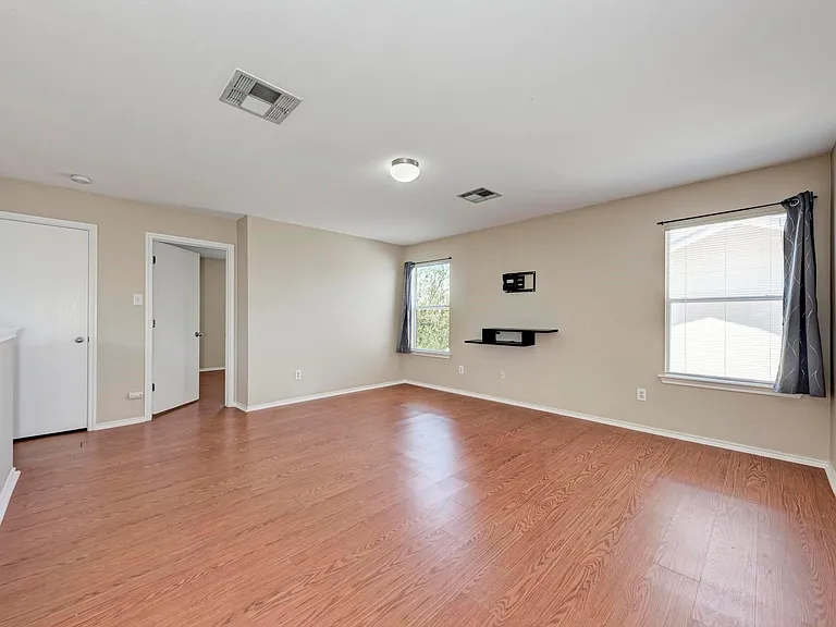 289 Drystone Trl — Photo 22