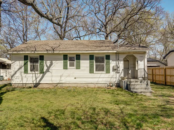 1927 E Monroe Terrace, Springfield, MO 65802