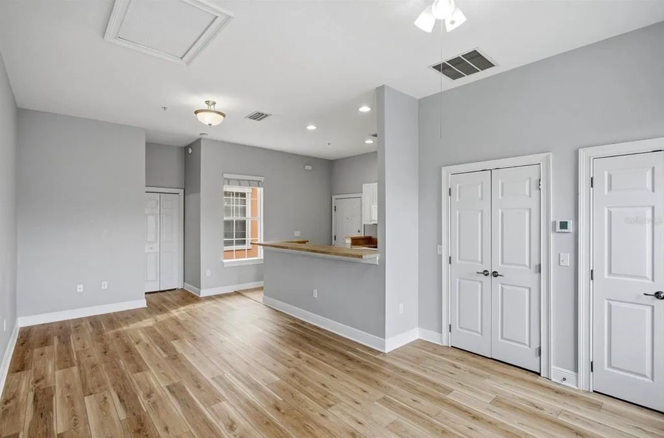 Studio, 650 sqft, $1,600 — Photo 3