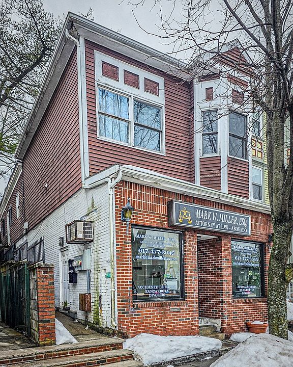 1st image of 390 Centre St