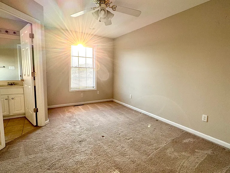 645 Hampton Way #1 — Photo 9