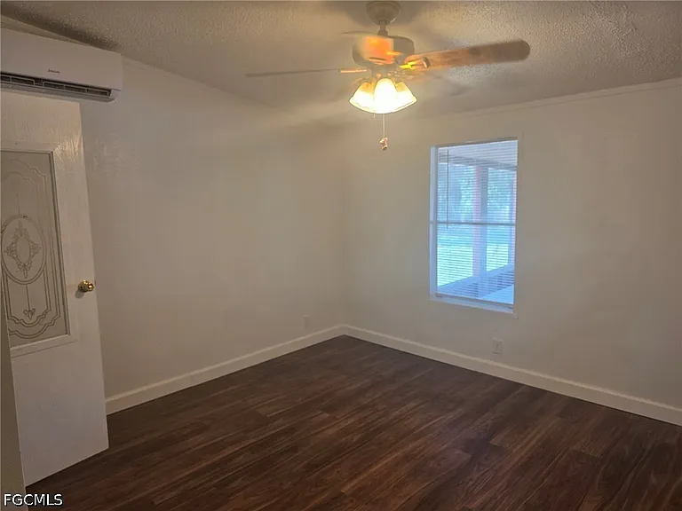 425 Tanner Rd — Photo 6