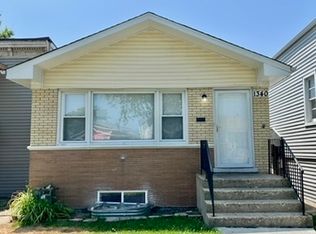 1340 Wesley Ave, Berwyn, IL 60402