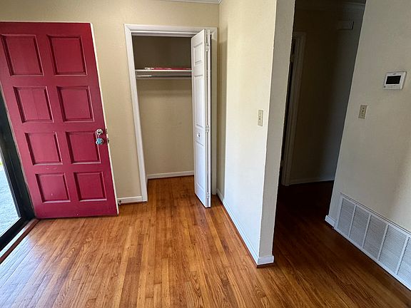 2nd image of 2128 Erin Pl