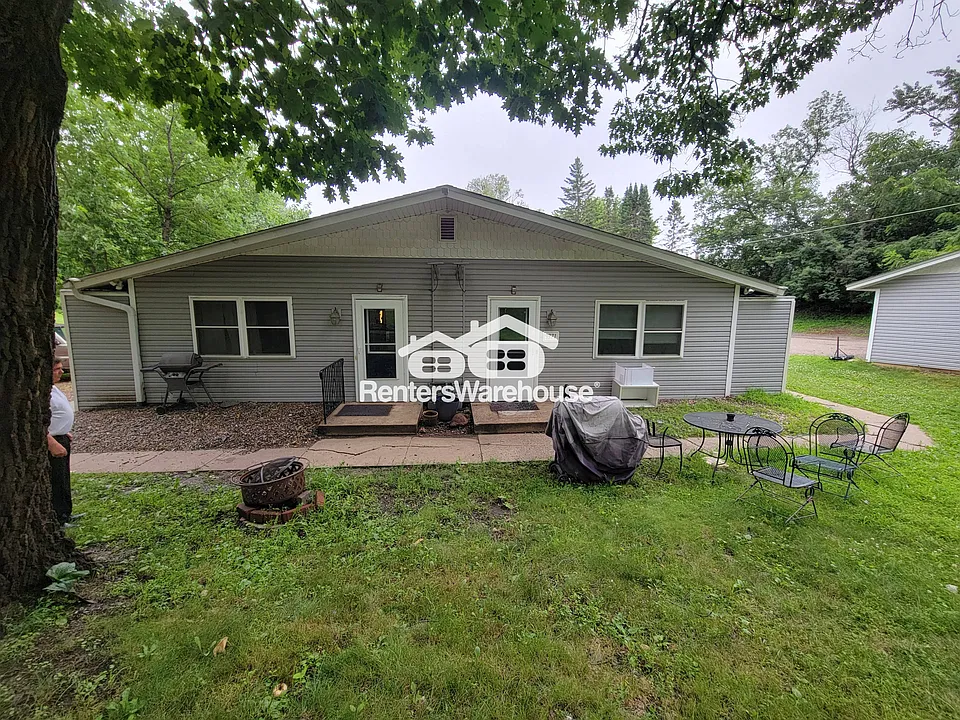 9371 Country Dr