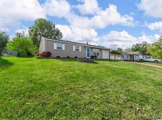 302 Heyden Dr, Eureka, MO 63025