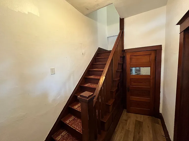 107 Logan St — Photo 8
