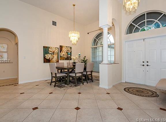 5th image of 13833 NW 21st St