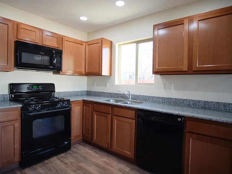 102 W District St #1 — Photo 8