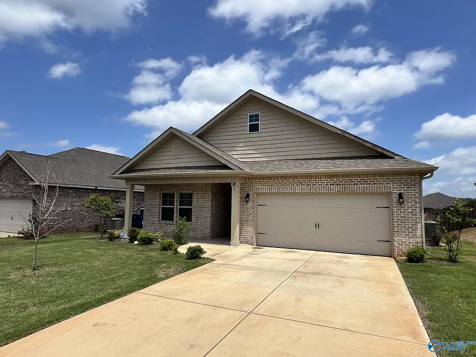 107 Caden Ct