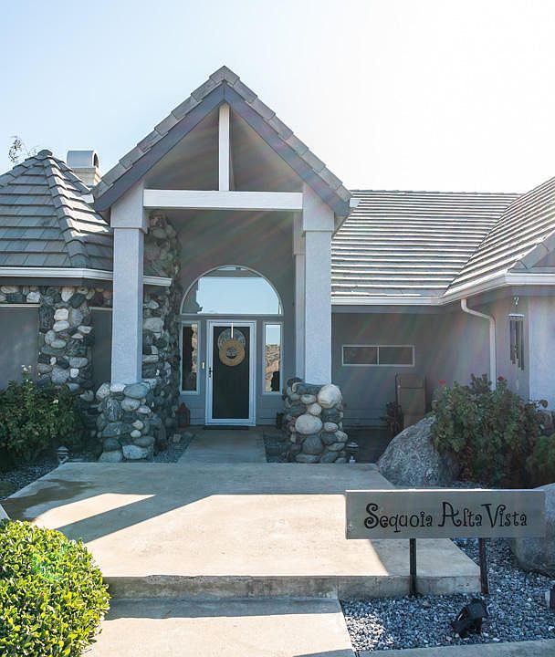 40637 Crystal Dr, Three Rivers, CA 93271 | Zillow
