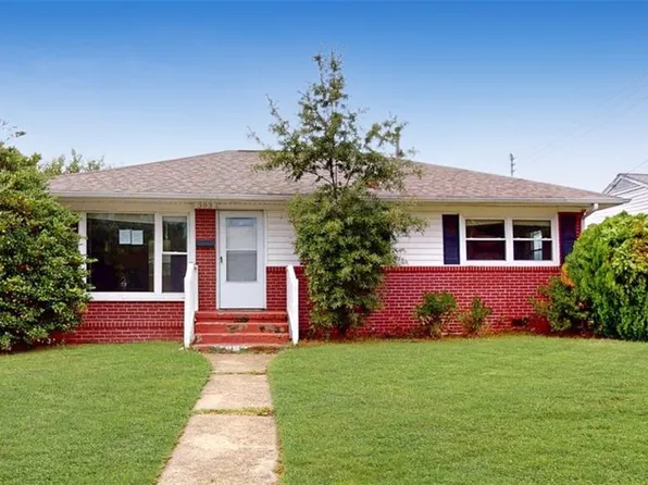 303 Dover Rd, Hampton, VA 23666