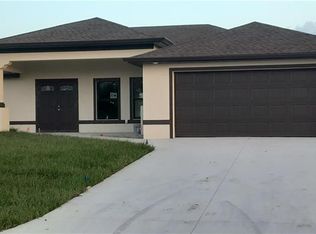 3909 5th St SW, Lehigh Acres, FL 33976