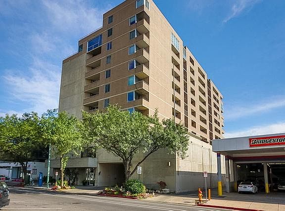 2nd image of 230 E Broadway APT 505