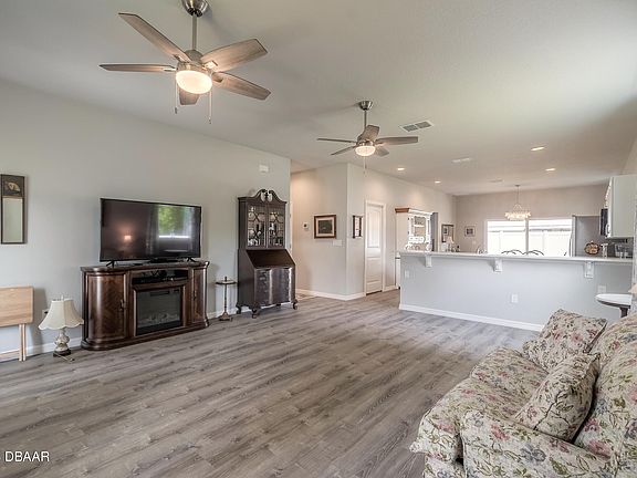4th image of 3421 Willow Oak Dr