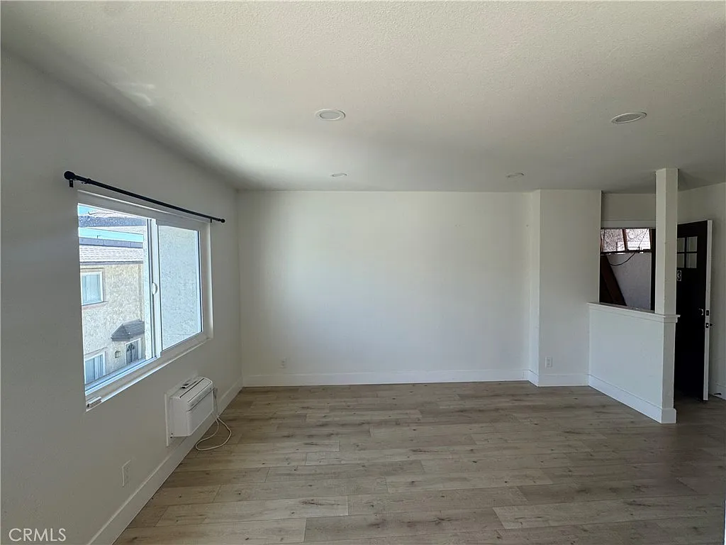 1 bed, 700 sqft, $2,295 — Photo 4