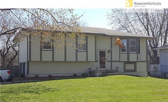 1st image of 1505 SE 19th St