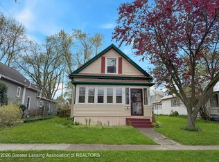 227 W Lincoln St, Grand Ledge, MI 48837