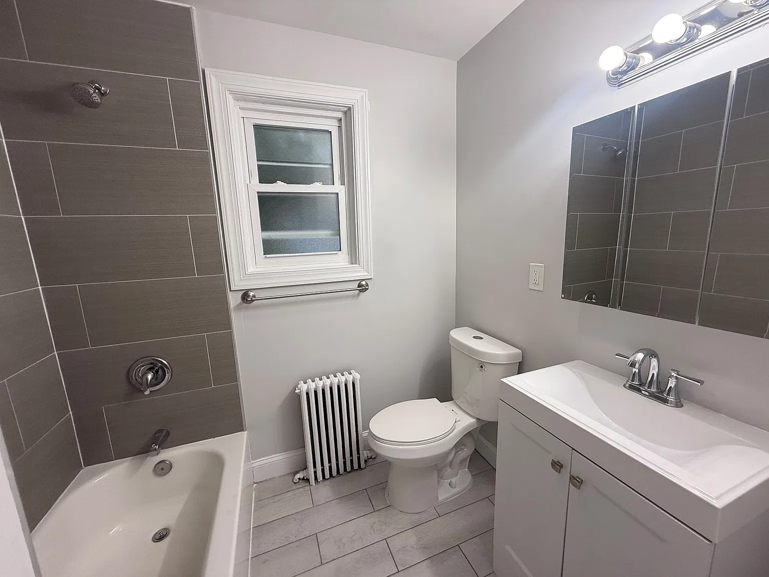 2 bed, $2,250 — Photo 2