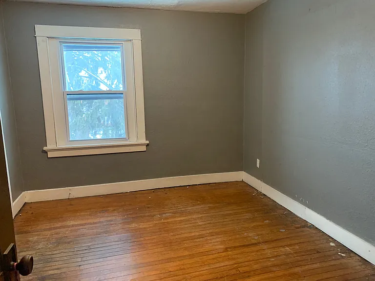 53 E Siebenthaler Ave — Photo 2