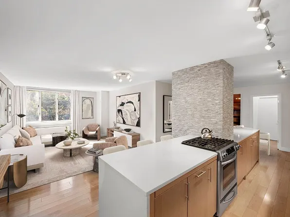 225 Rector Pl APT 5K, New York, NY 10280