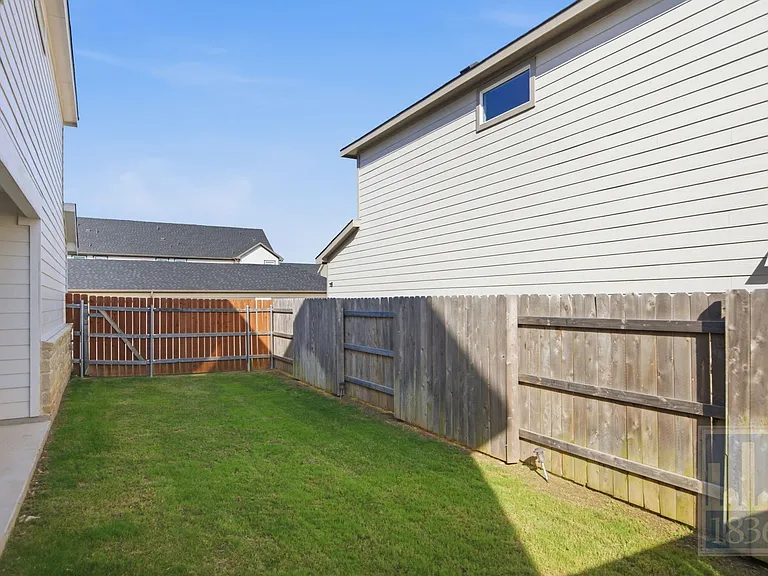 2519 Rose Archer Ln — Photo 24