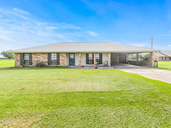 6015 Derouen Rd, New Iberia, LA 70560