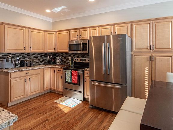 4th image of 412 Quail Hollow Dr Lot 18